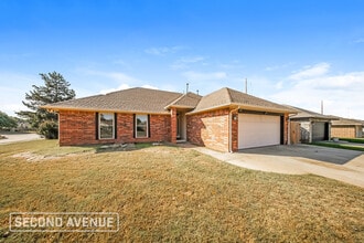 Building Photo - 1200 SW 133rd Pl