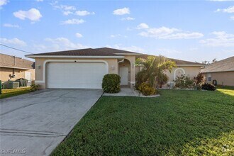 Building Photo - 1709 SW 15th Pl