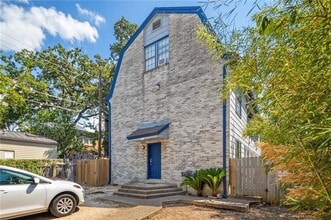 Building Photo - 3104 Cedar St