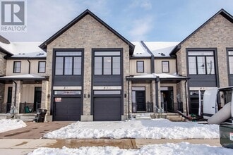 Building Photo - 9 Queensbrook Cres