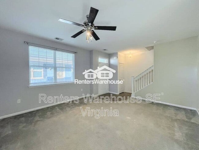 Building Photo - 2439 Leytonstone Dr
