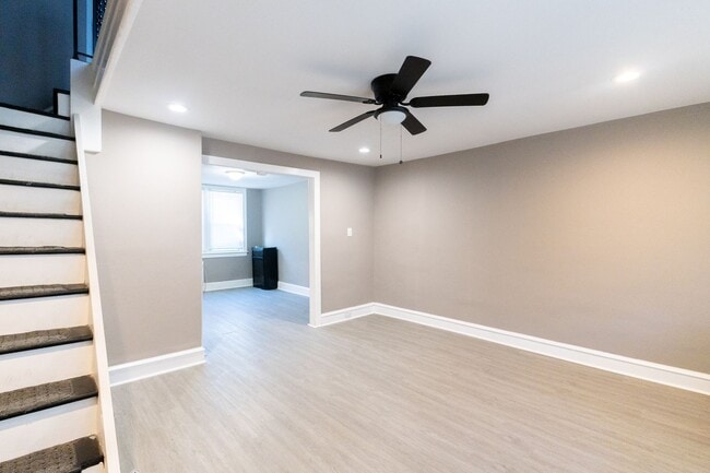Foto del edificio - Elmwood Park area newly renovated 3 bedroom