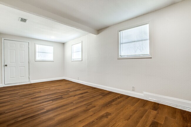 Foto del edificio - 13442 Flagstone Ln