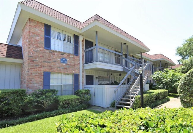 Foto del edificio - 2250 Bering Dr