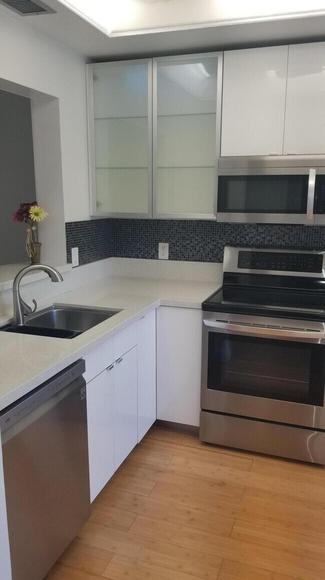 Foto del edificio - 2289 SW 15th St