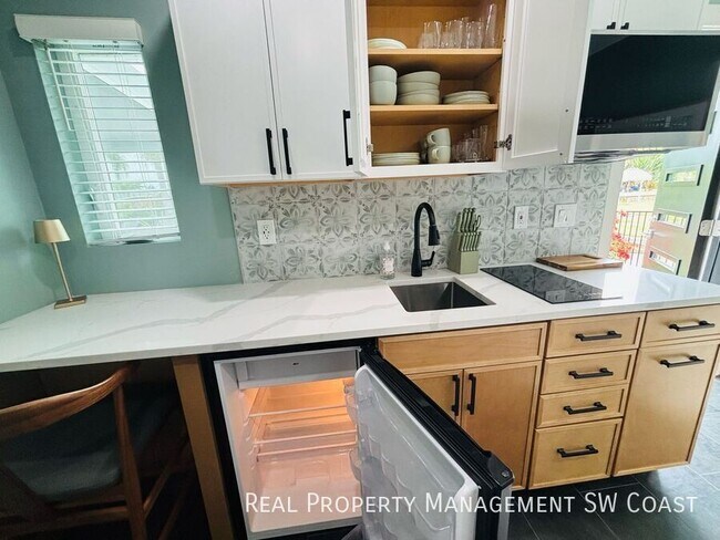 Foto del edificio - 18100 Pioneer Rd