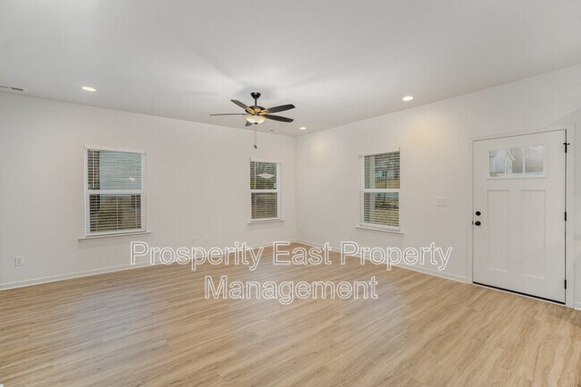 Foto del edificio - 8508 Sunflower Rd