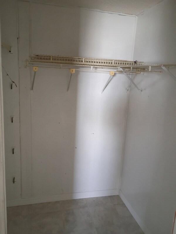 Foto del edificio - 1017 June Terrace