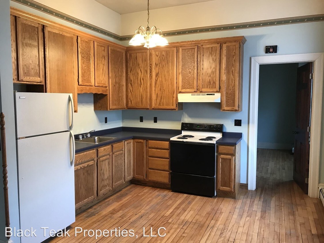 Foto principal - 581-581 N Main St