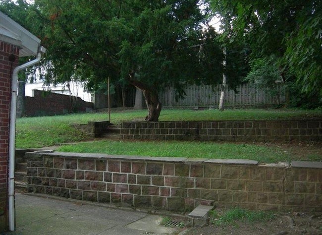 Foto del edificio - 1525 Perkiomen Ave