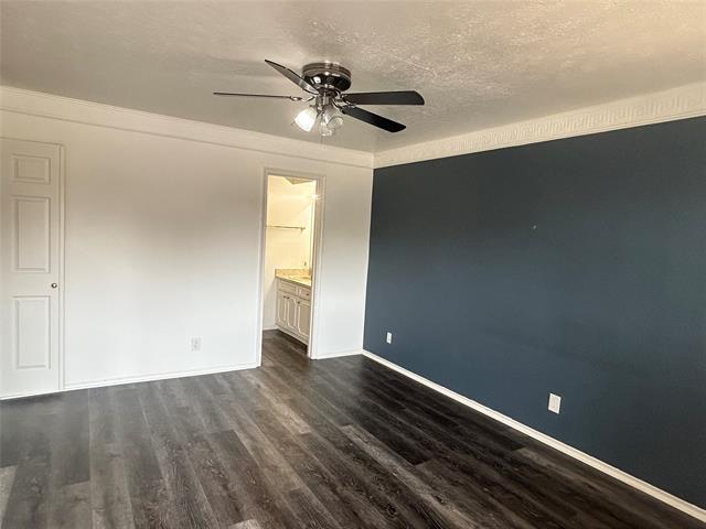 Building Photo - 5014 Les Chateaux Dr