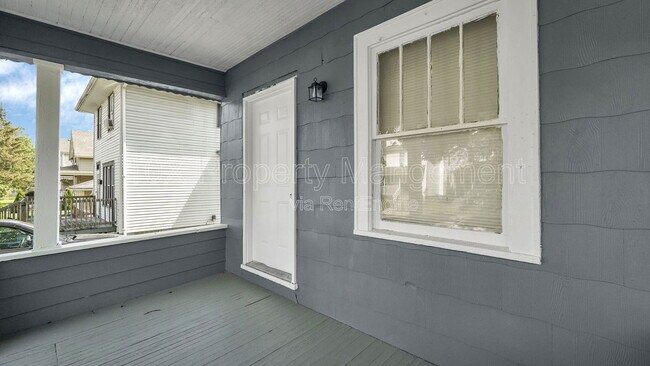 Foto del edificio - 352 S Hague Ave