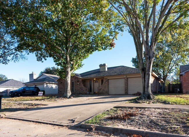 Foto del edificio - 22811 Elkana Deane Ln