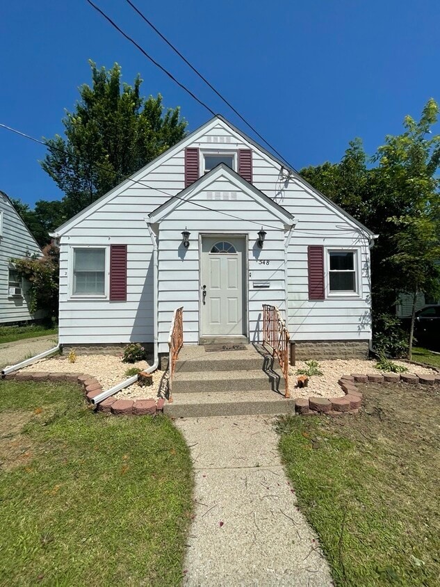 Primary Photo - 548 E 38th St