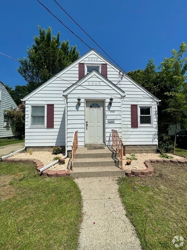 Building Photo - 548 E 38th St