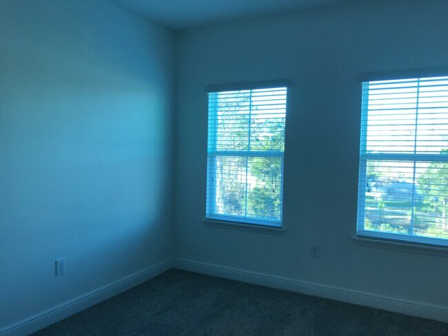 Foto del edificio - 3 bedroom Watermark  Winter Garden Townhouse for rent