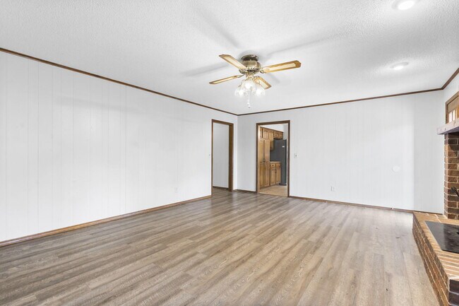 Foto del edificio - 3225 S Kimbrough Ct