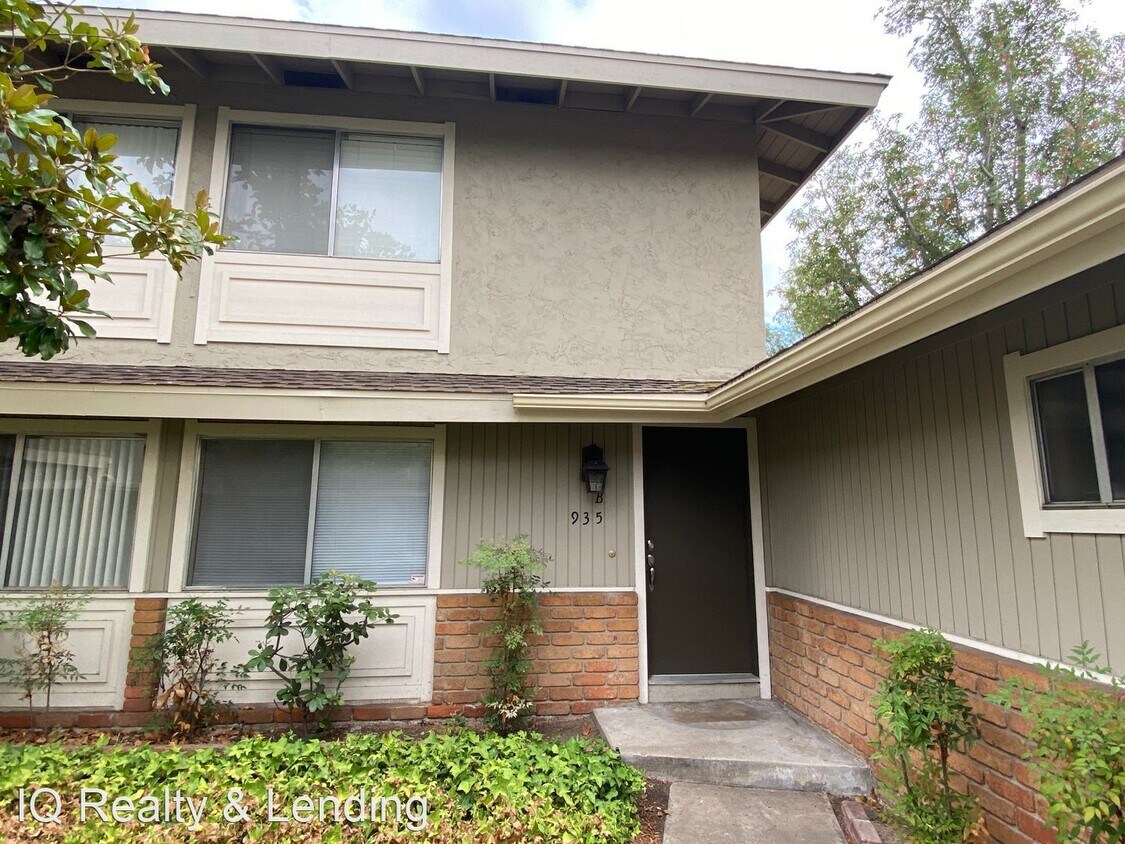Primary Photo - 2 br, 1.5 bath House - 935 Jamacha Rd Unit B