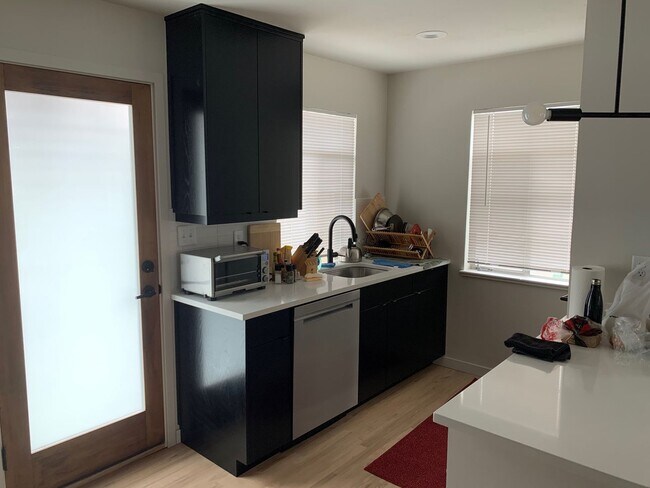 Building Photo - Remington1705 (KC-DT)