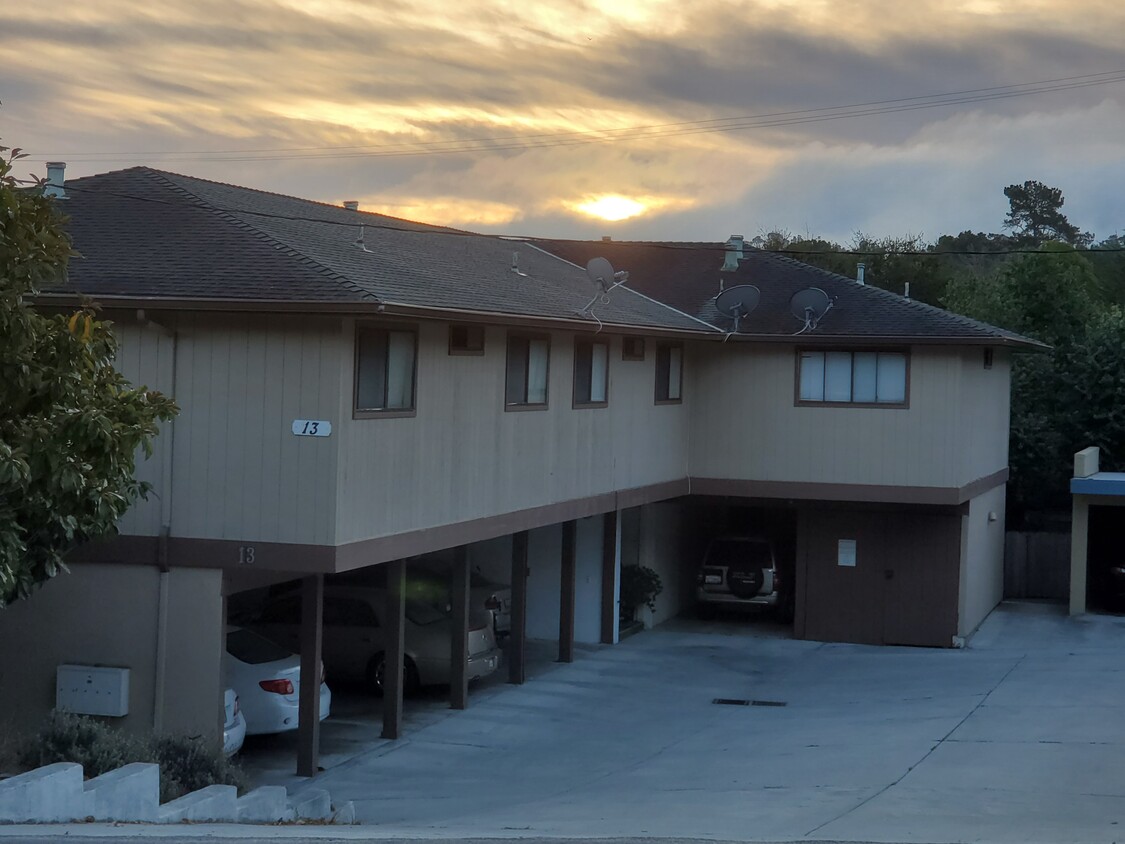 Front view of property - 13 Monte Vista Dr
