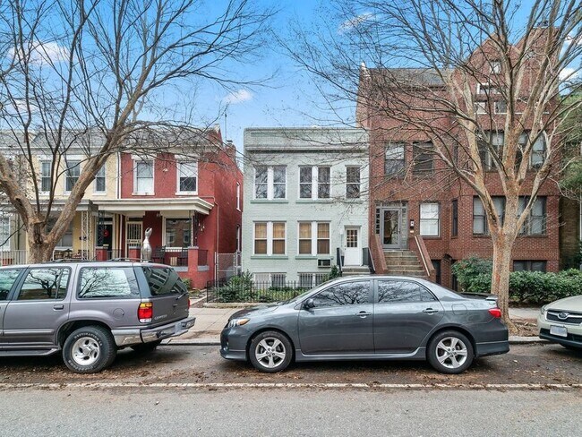Foto del edificio - 1816 T St NW