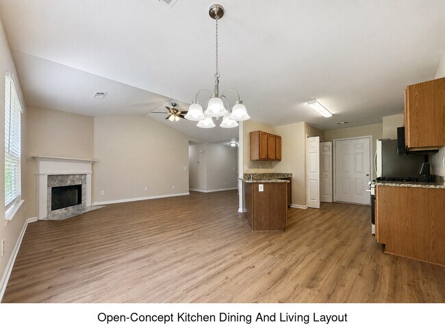 Foto del edificio - Recently Renovated 3BR Ranch Near Georgia Gwinnett College