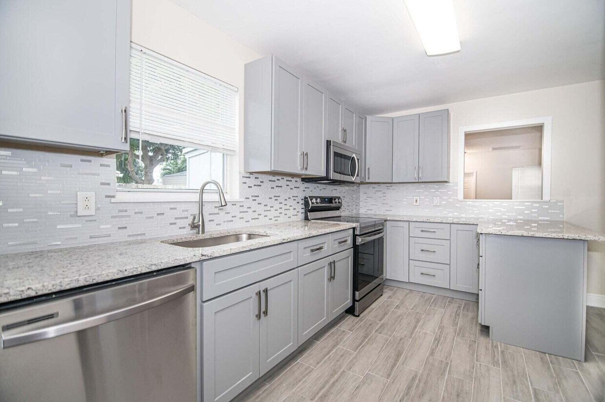 Foto principal - 1783 Wheeler Rd