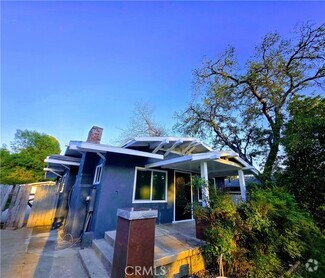 Building Photo - 1962 N Los Robles Ave