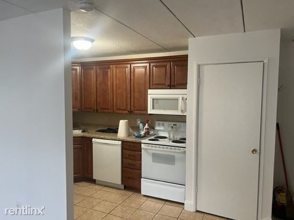 Foto del edificio - 2 br, 1 bath Condo - 296 Commercial St, 21...