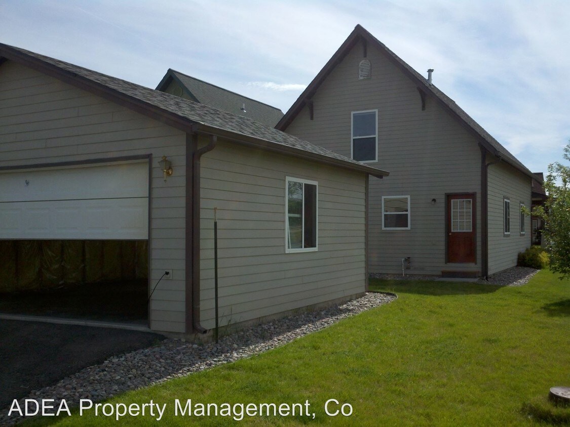 Building Photo - 4 br, 2 bath House - 4701 Canyon Creek Blvd.