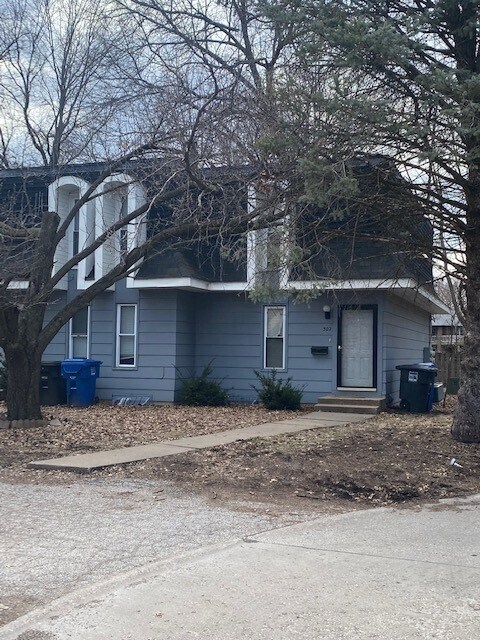 Building Photo - 302 30th Avenue Ct
