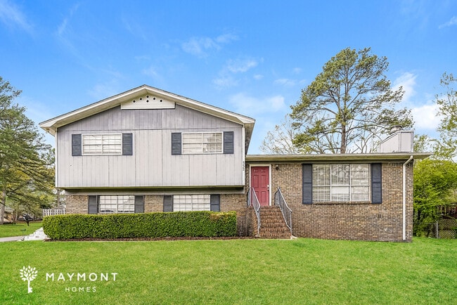 Building Photo - 552 20th Ct NE