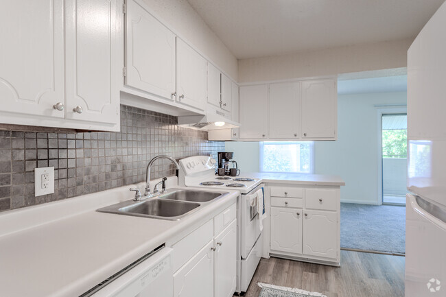 2BR, 1BA - 904SF - Kitchen - New Hanover Village Apartments