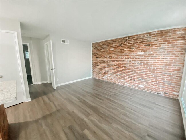 Foto del edificio - 1309 Blair St