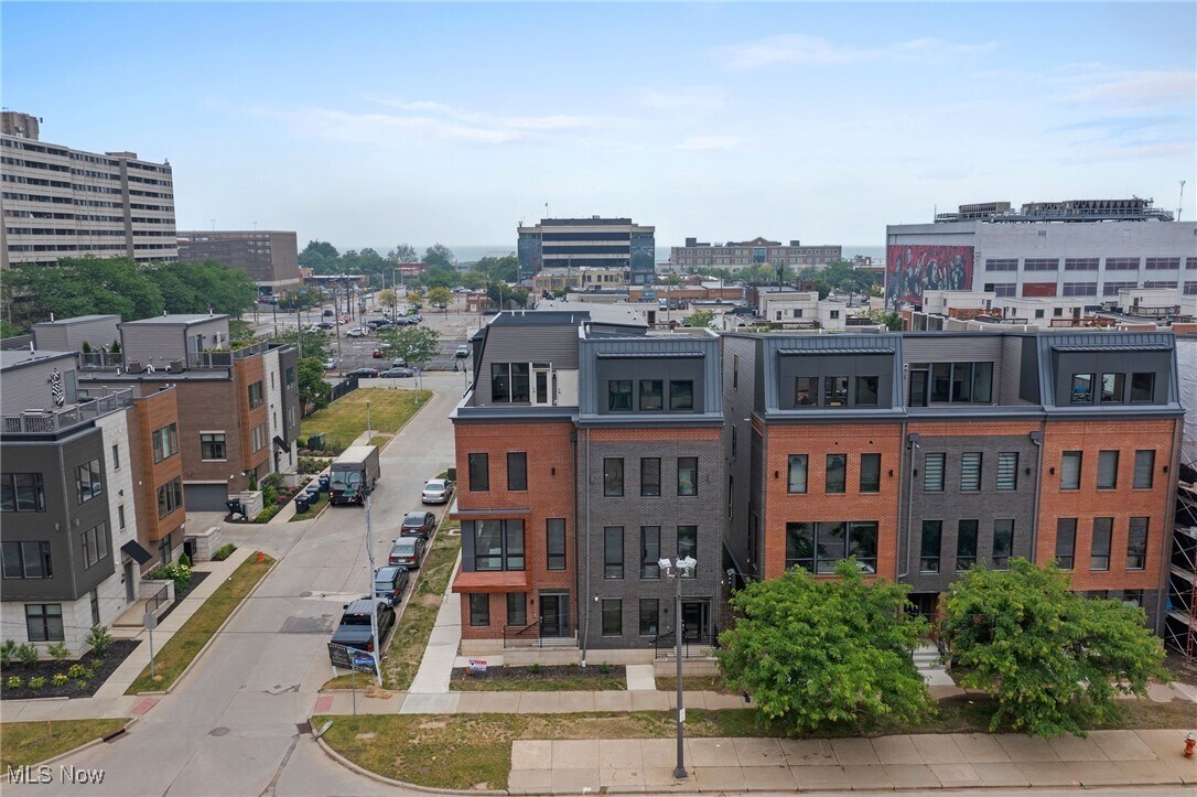 Foto principal - 1411 Superior Ave