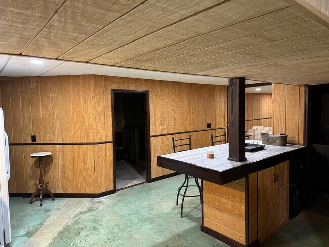 Foto del edificio - 3230 Gunnels Ln