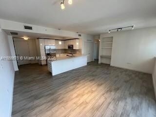 Foto del edificio - 999 SW 1st Ave
