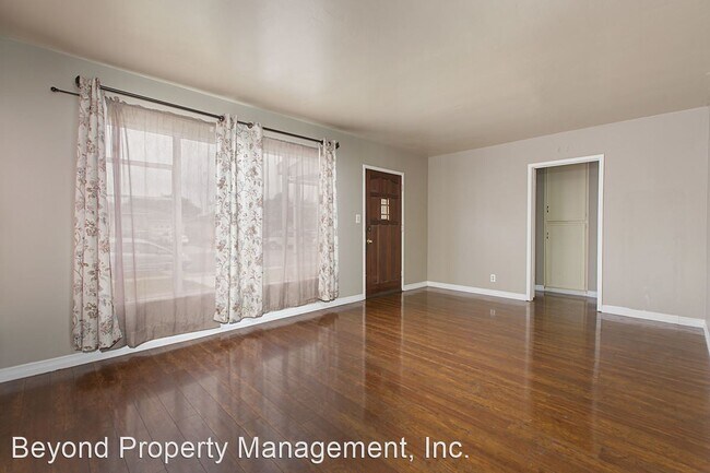 Foto del edificio - 3 br, 2 bath House - 640 Oaklawn Ave.