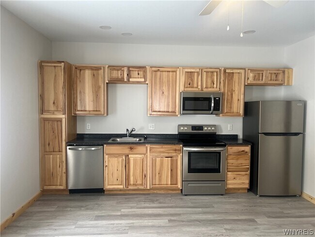 Foto del edificio - 15 Commerce Dr