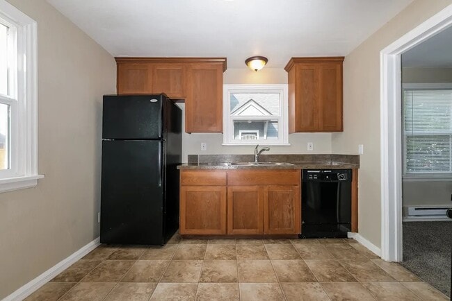 Building Photo - 3816 S 72nd St