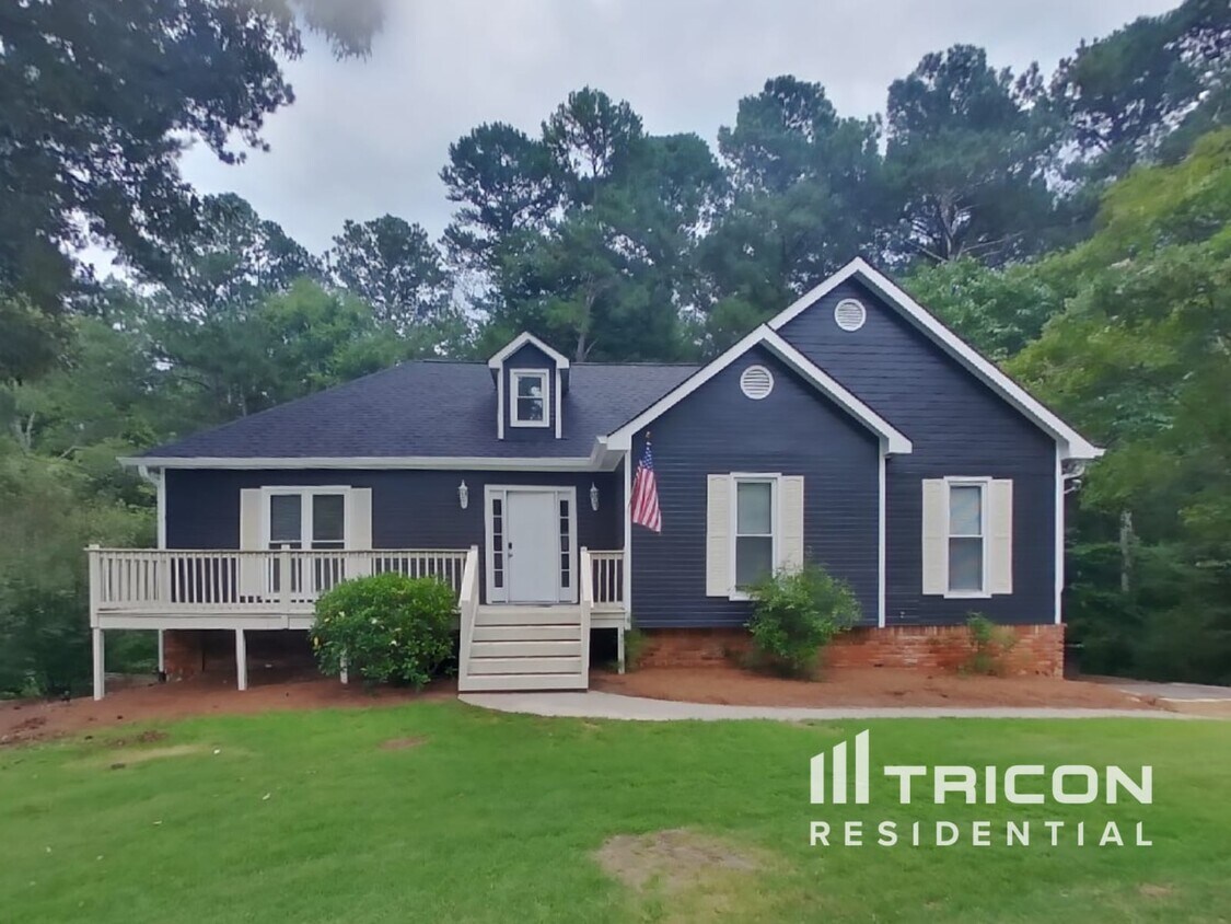 Foto principal - 4068 North Shores Dr NW