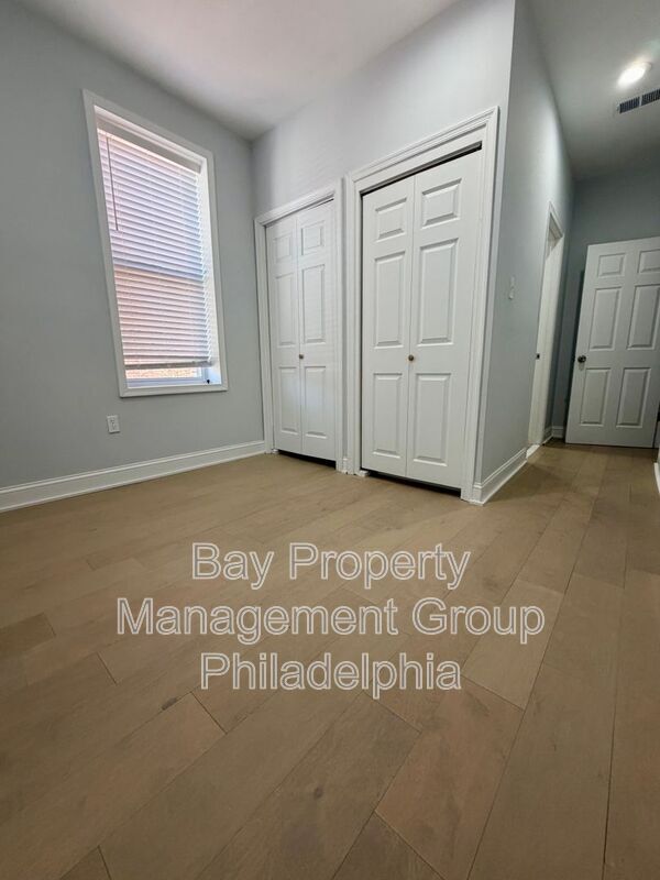 Building Photo - 1247 Snyder Ave