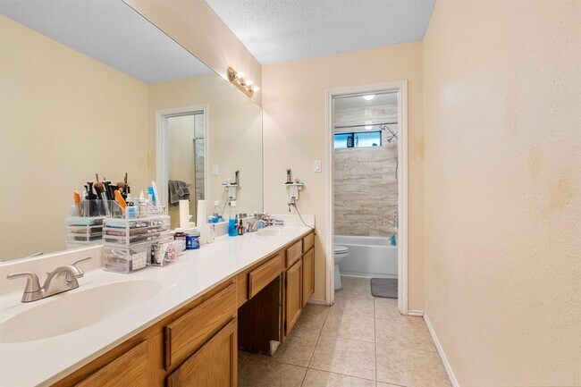 Foto del edificio - 2656 Piping Rock Trail