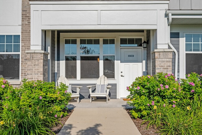 Entrada privada de Seasons at Orchard Hills - Seasons at Orchard Hills