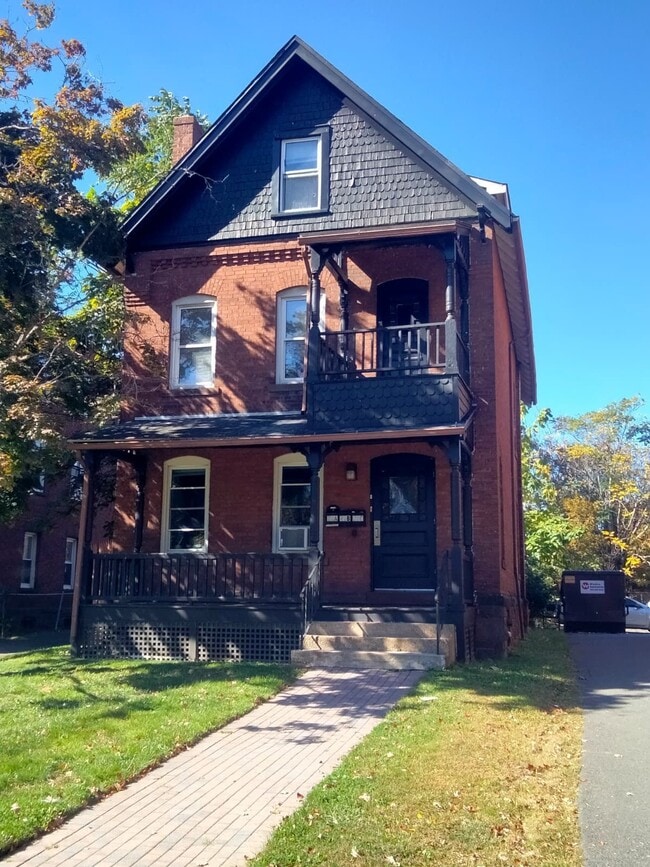 Photo - 21 Imlay St Apartment