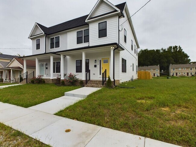 Foto del edificio - 2218 Perry St