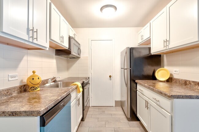 Foto del edificio - 630 E Liberty St