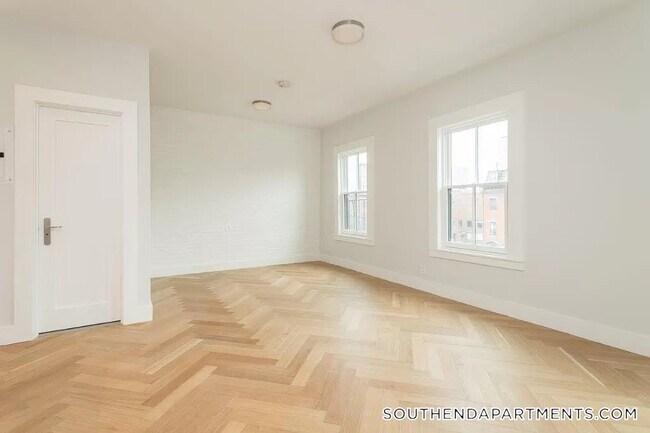 Foto del edificio - 461 Massachusetts Ave