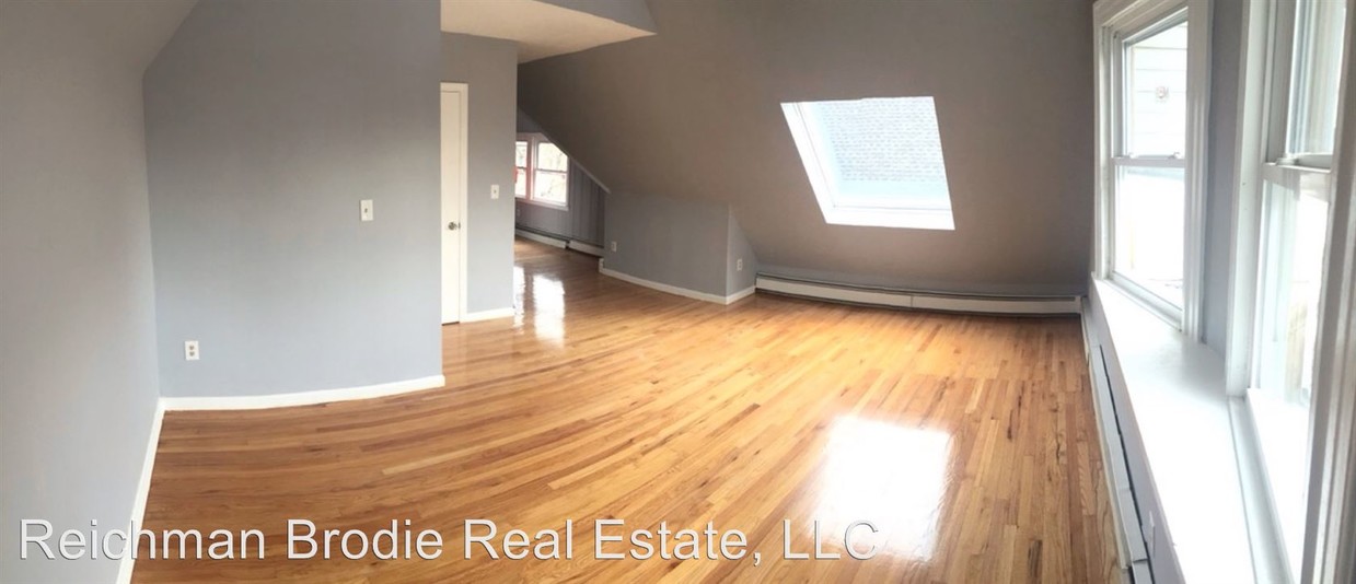 Foto principal - 119 Maple St
