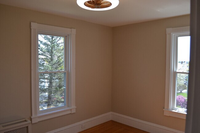 Foto del edificio - 66 Hoyle St